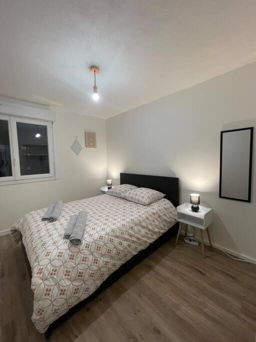 Appartement Cosy A Cenon, Proche Transports Екстер'єр фото