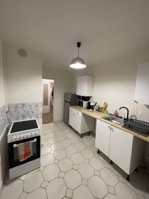 Appartement Cosy A Cenon, Proche Transports Екстер'єр фото