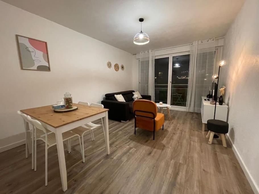 Appartement Cosy A Cenon, Proche Transports Екстер'єр фото